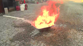 Using Fire Extinguishers - Image 3
