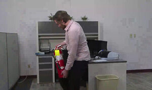 Using Fire Extinguishers In Office Environments